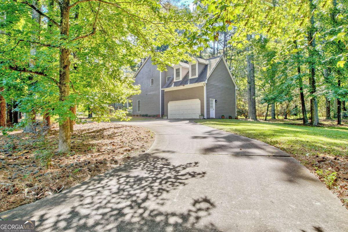 9575 Fairdale Avenue Jonesboro GA 30236