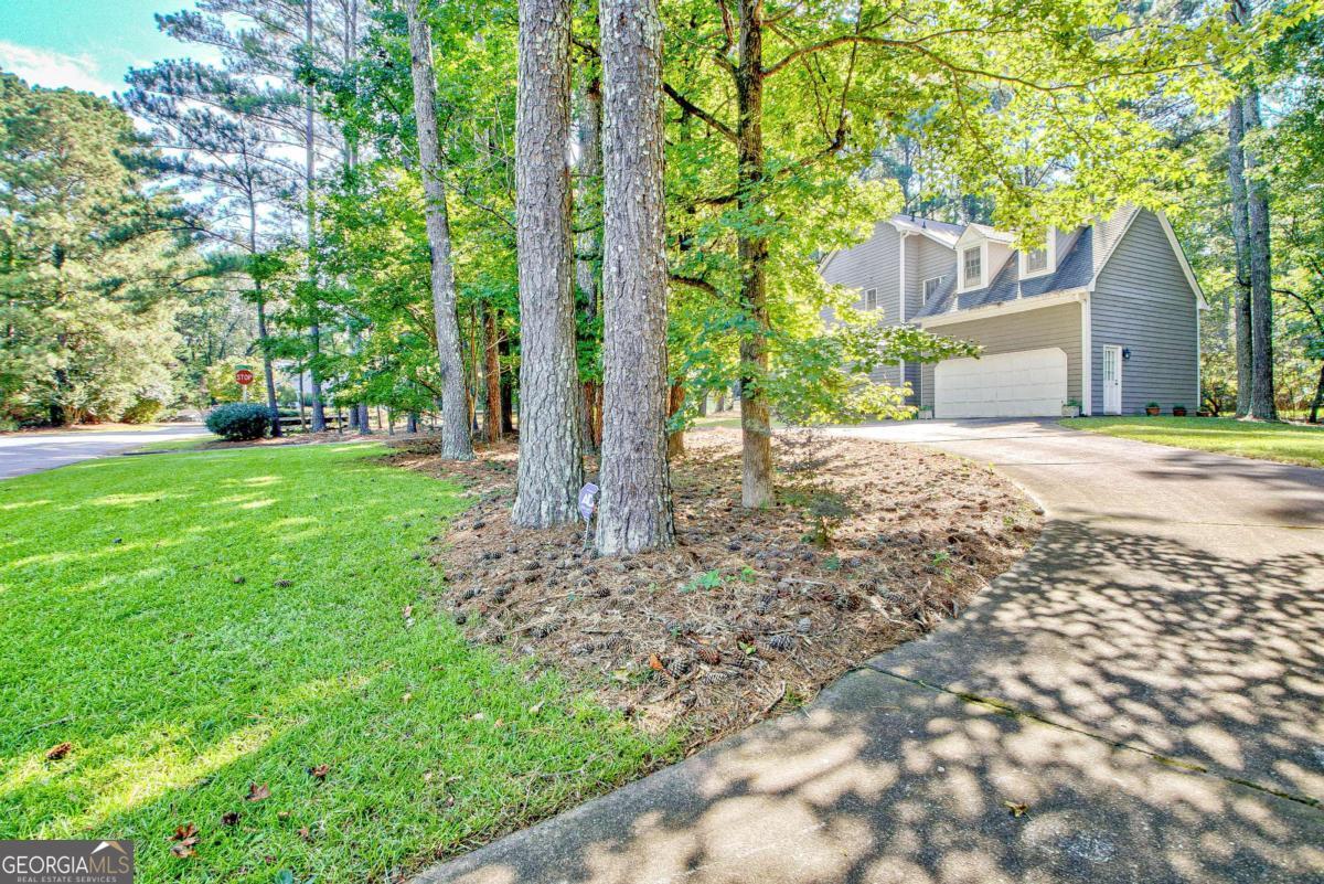 9575 Fairdale Avenue Jonesboro GA 30236