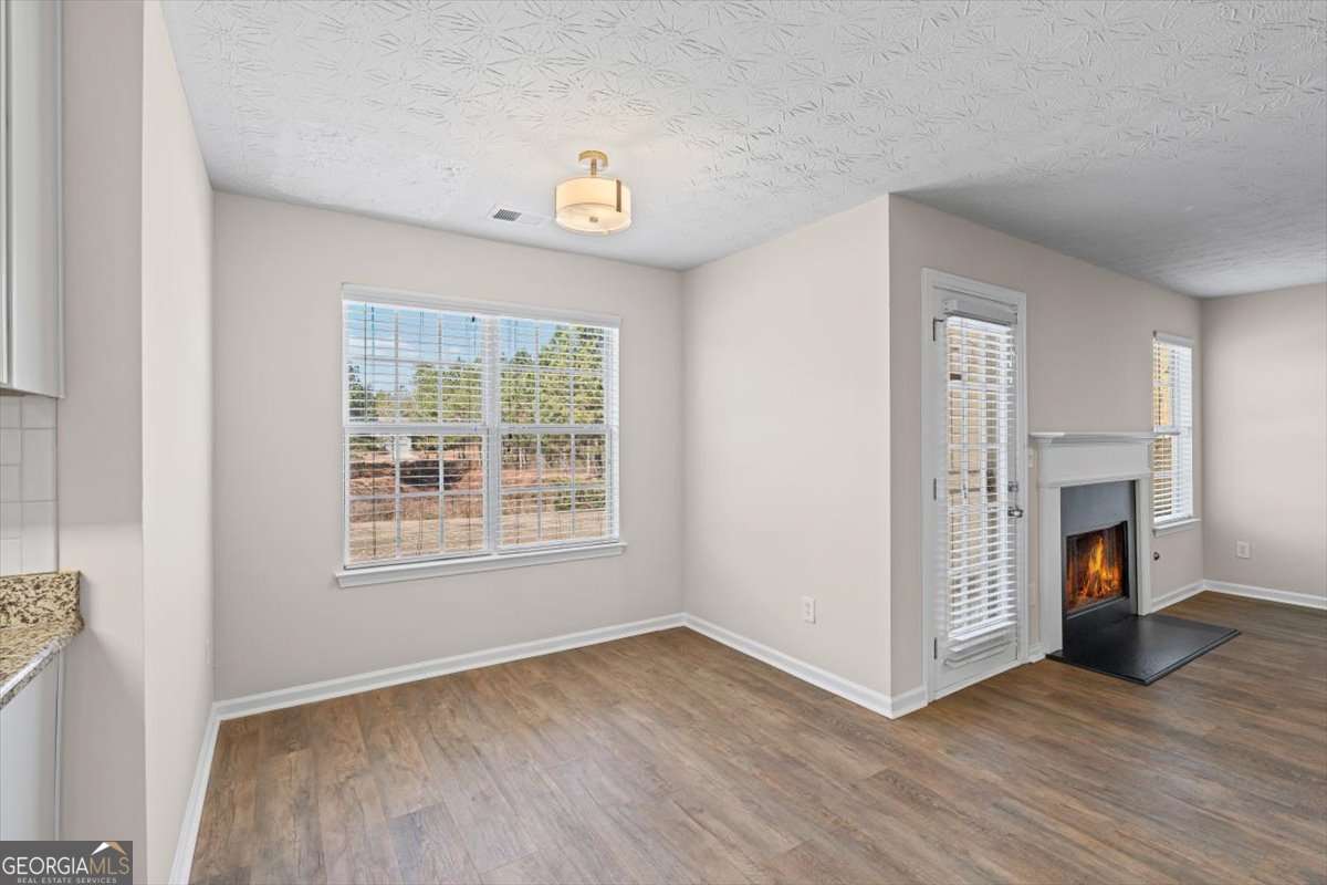 565 Amish Avenue Riverdale GA 30296