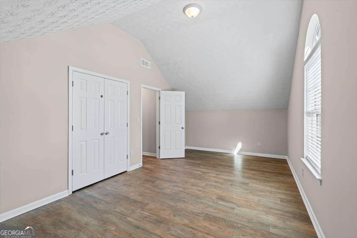 565 Amish Avenue Riverdale GA 30296