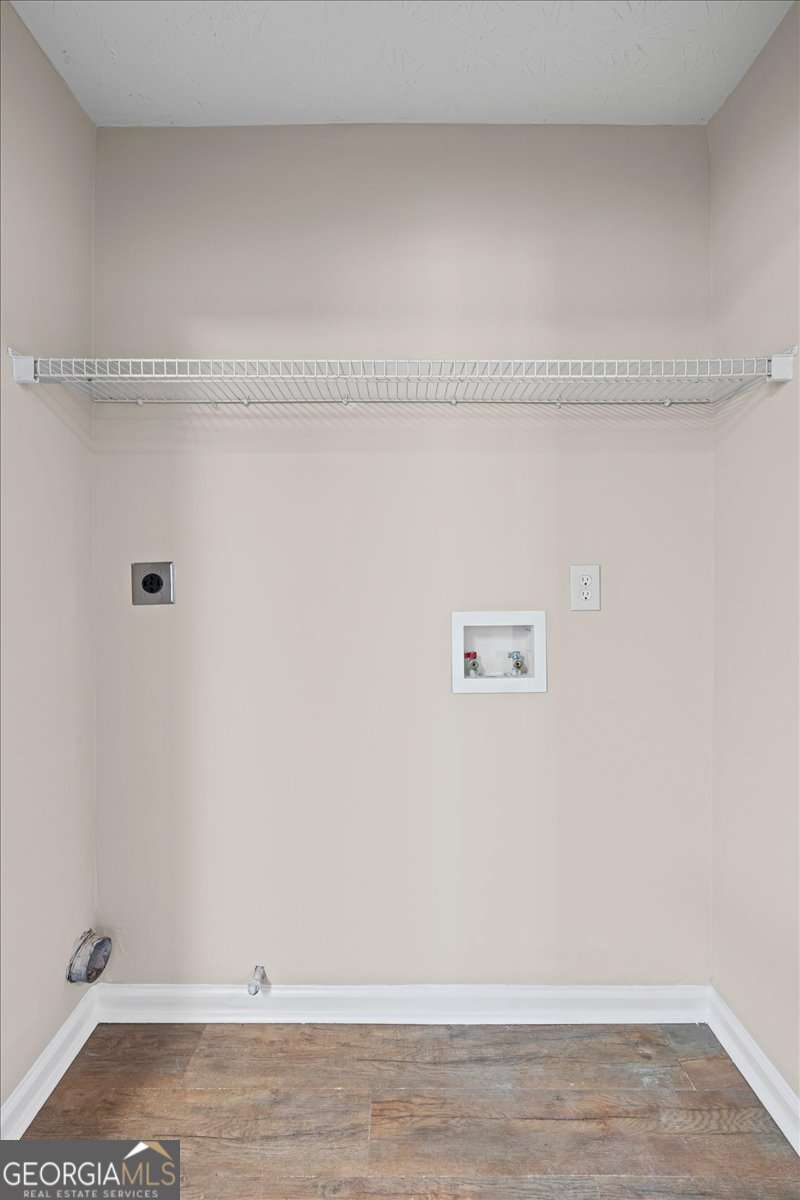 565 Amish Avenue Riverdale GA 30296