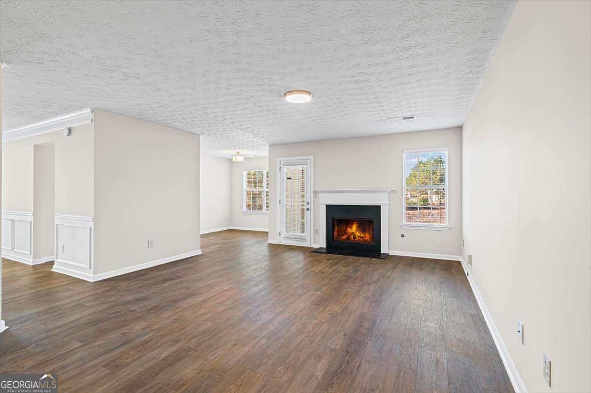 565 Amish Avenue Riverdale GA 30296