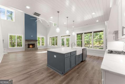 124 Fox Valley Road Clarkesville GA 30523