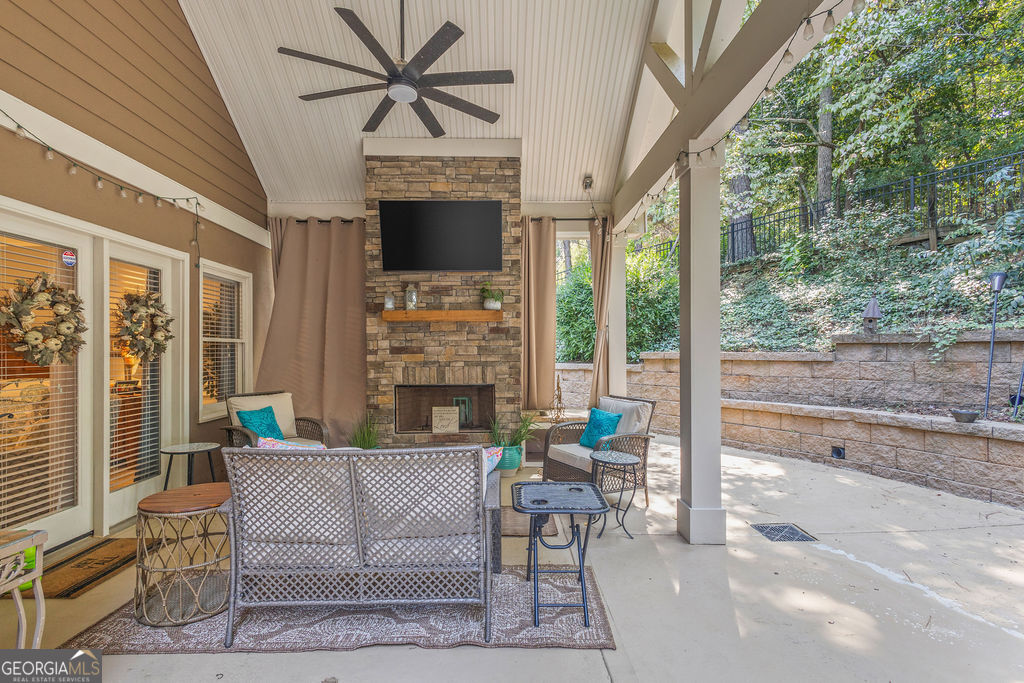 100 South Shore Drive Newnan GA 30263