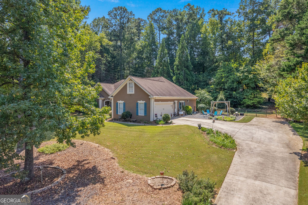 100 South Shore Drive Newnan GA 30263