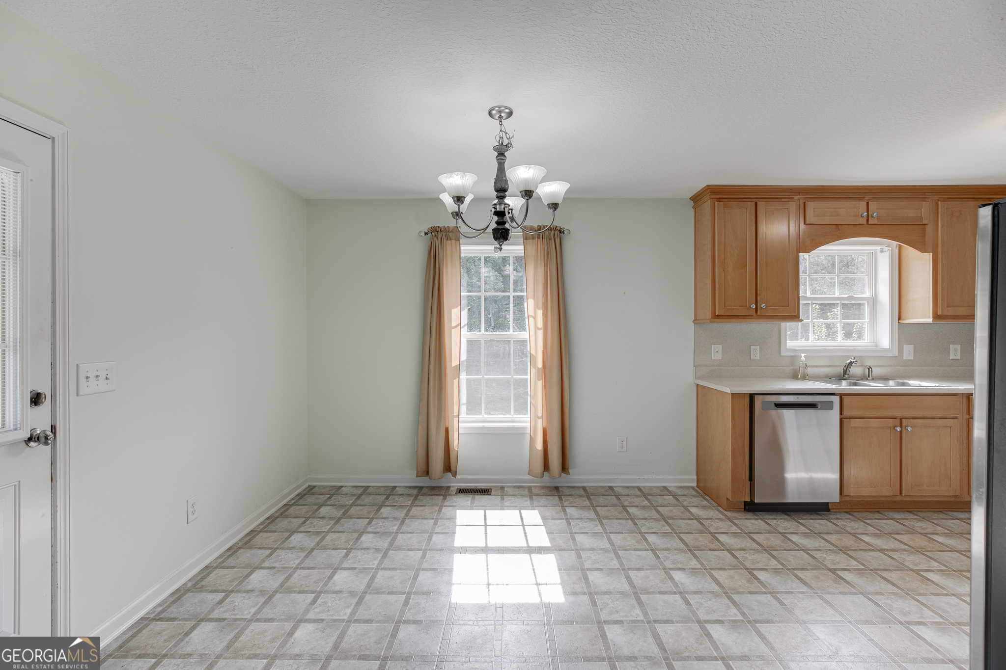 5446 Dahlonega Highway Clermont GA 30527