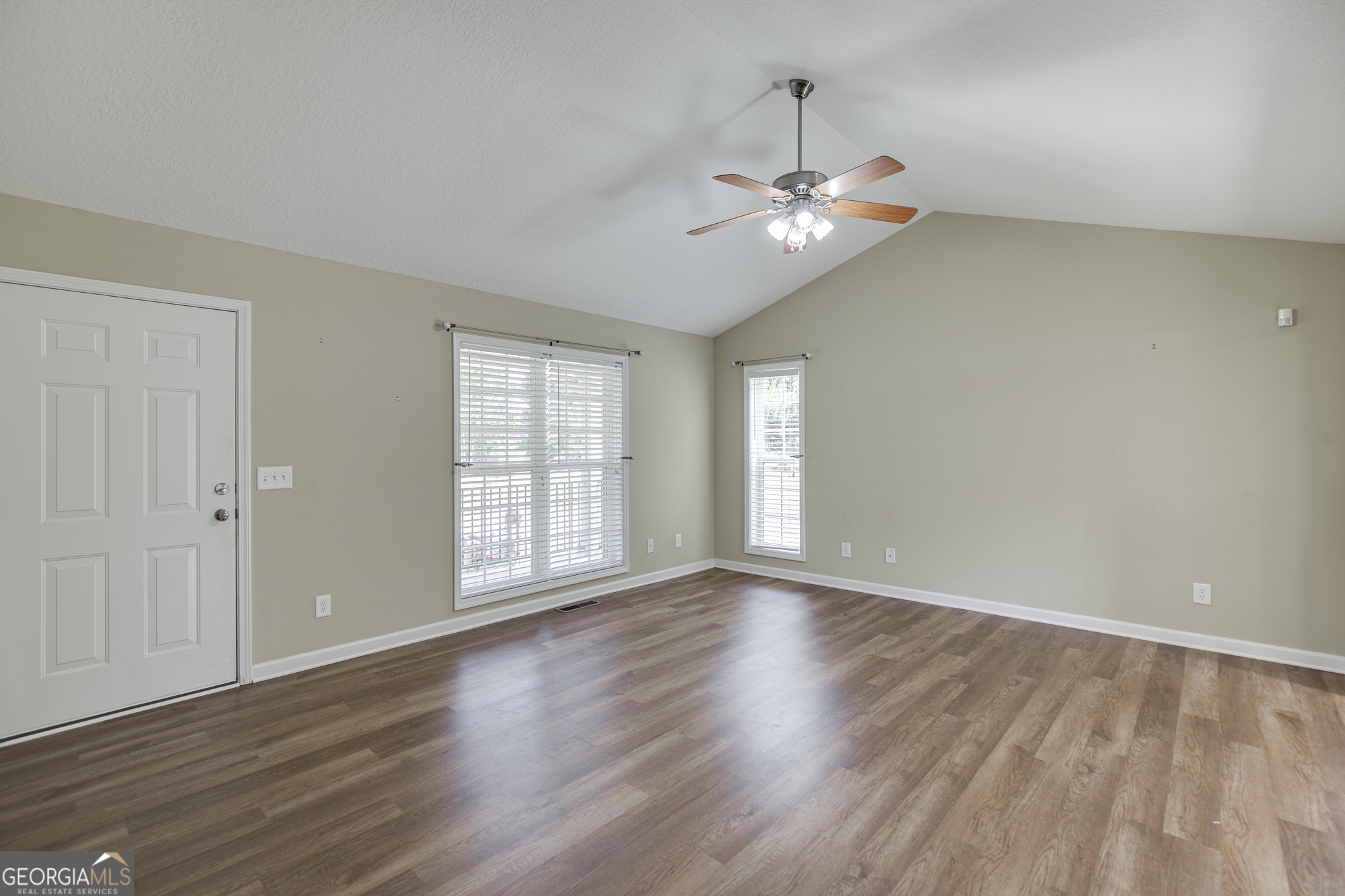5446 Dahlonega Highway Clermont GA 30527