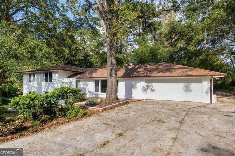 1367 N Hicks Circle NW Conyers GA 30012
