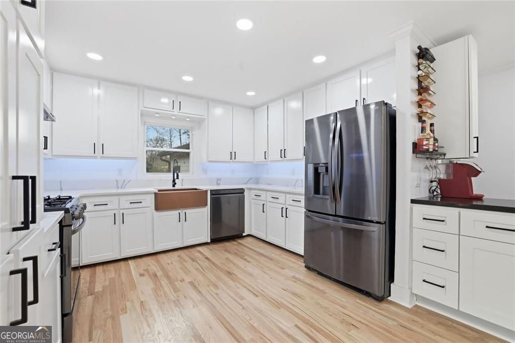 9785 La View Circle Roswell GA 30075