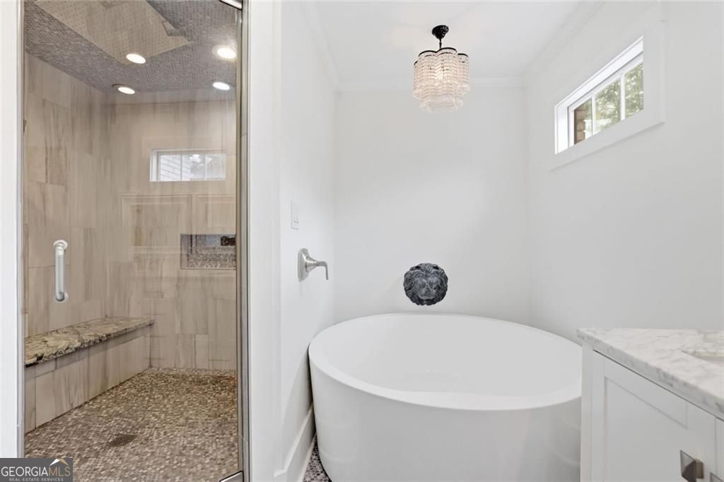 9785 La View Circle Roswell GA 30075