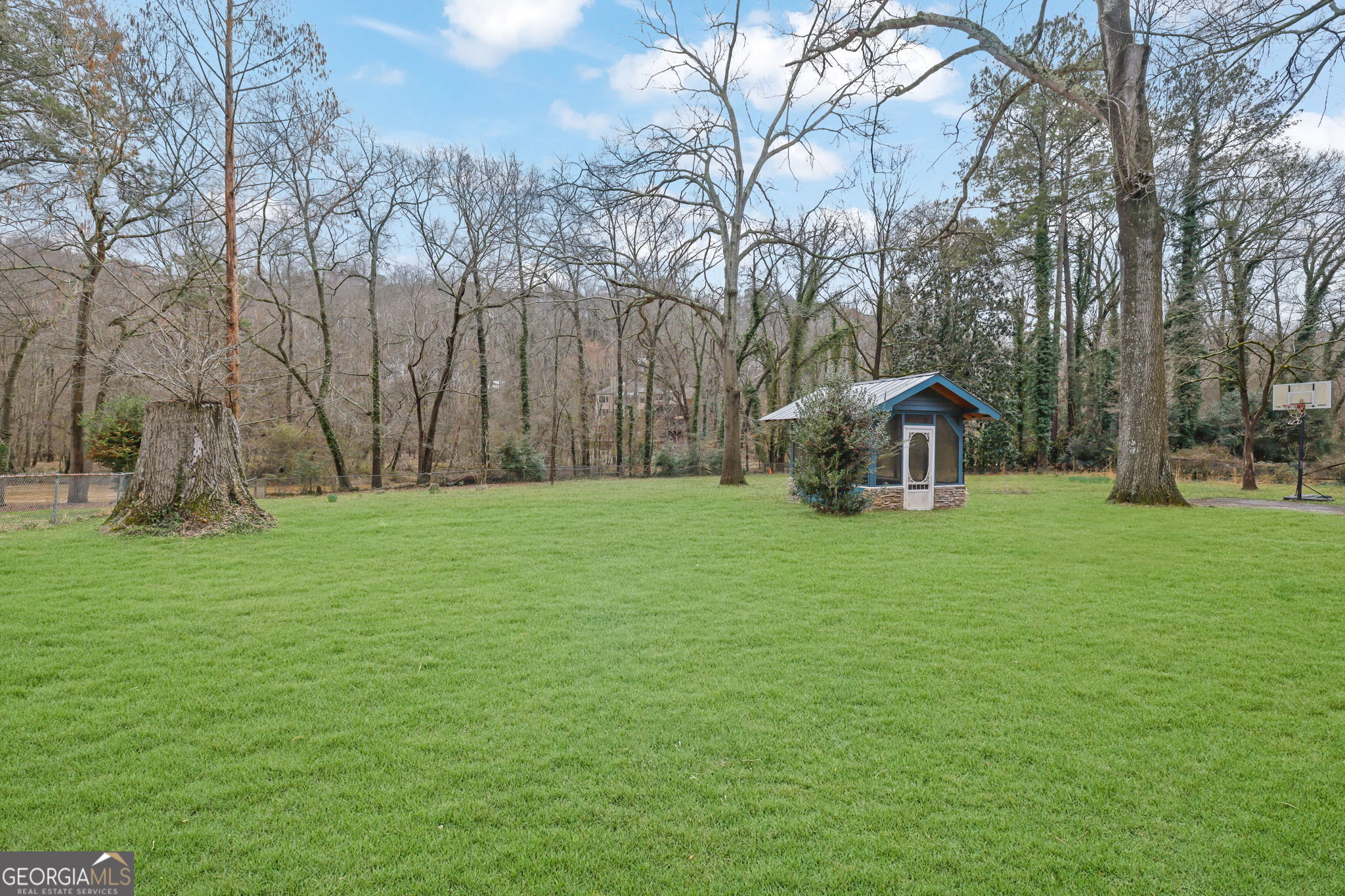 9785 La View Circle Roswell GA 30075