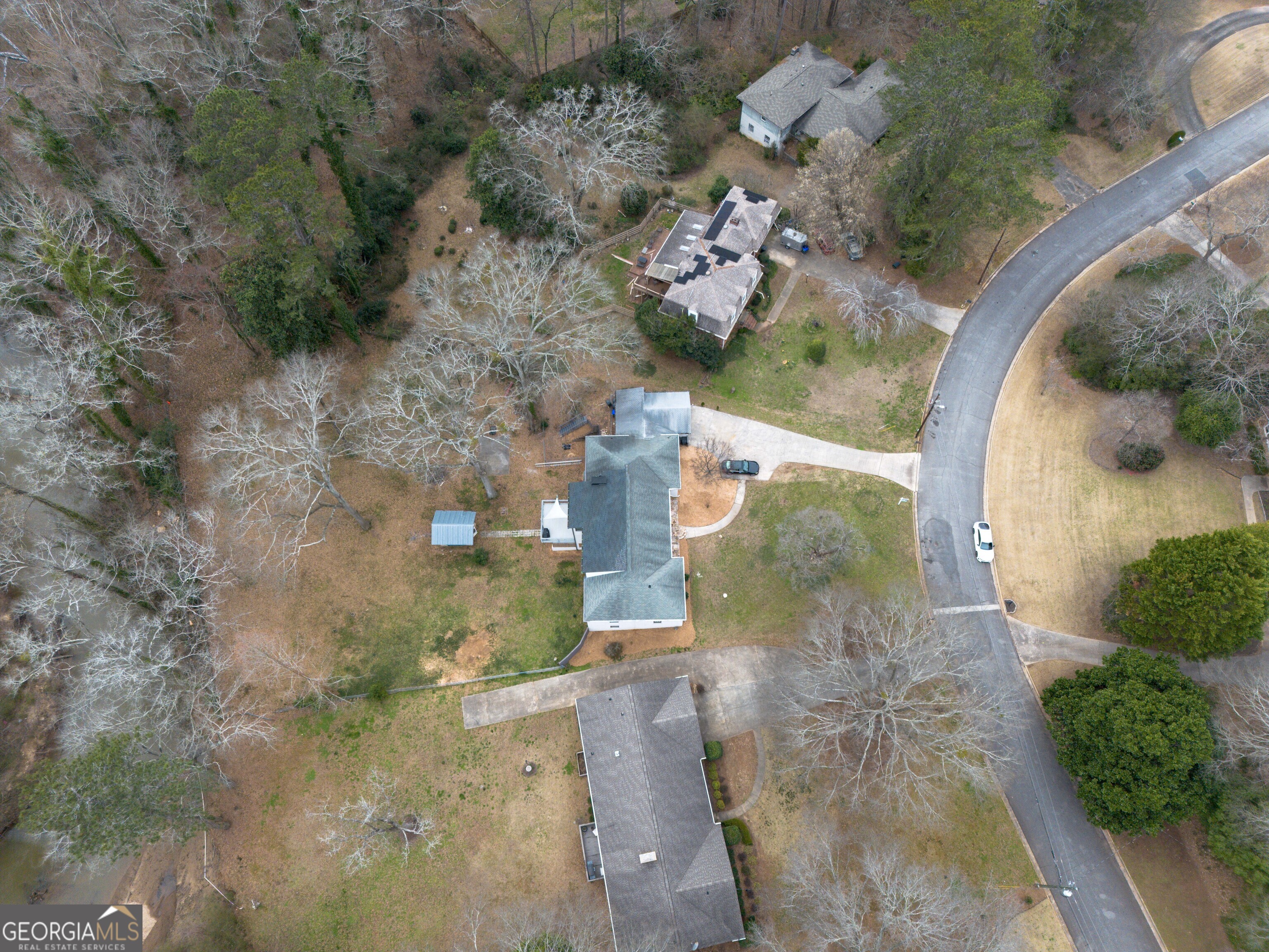 9785 La View Circle Roswell GA 30075