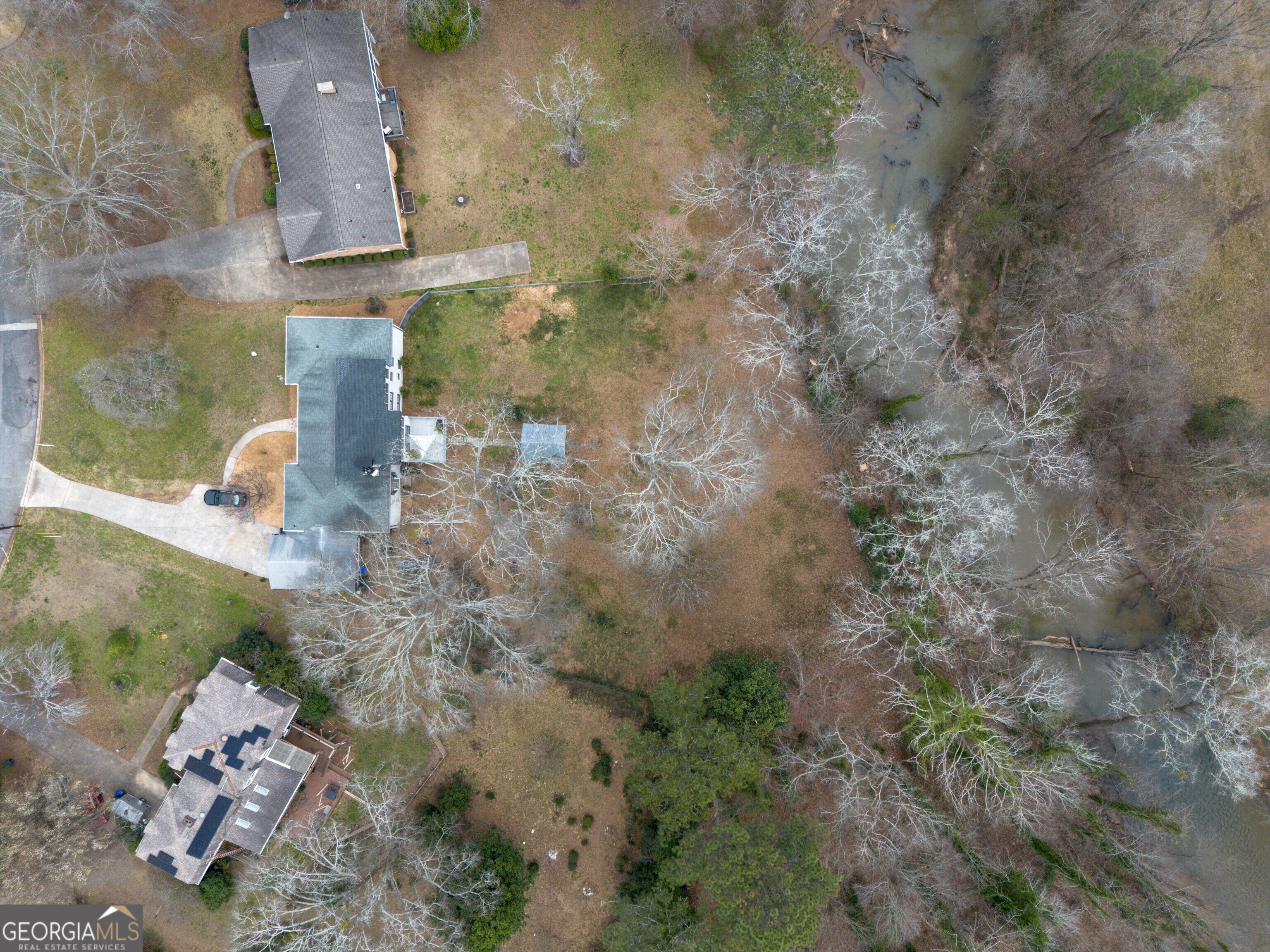 9785 La View Circle Roswell GA 30075