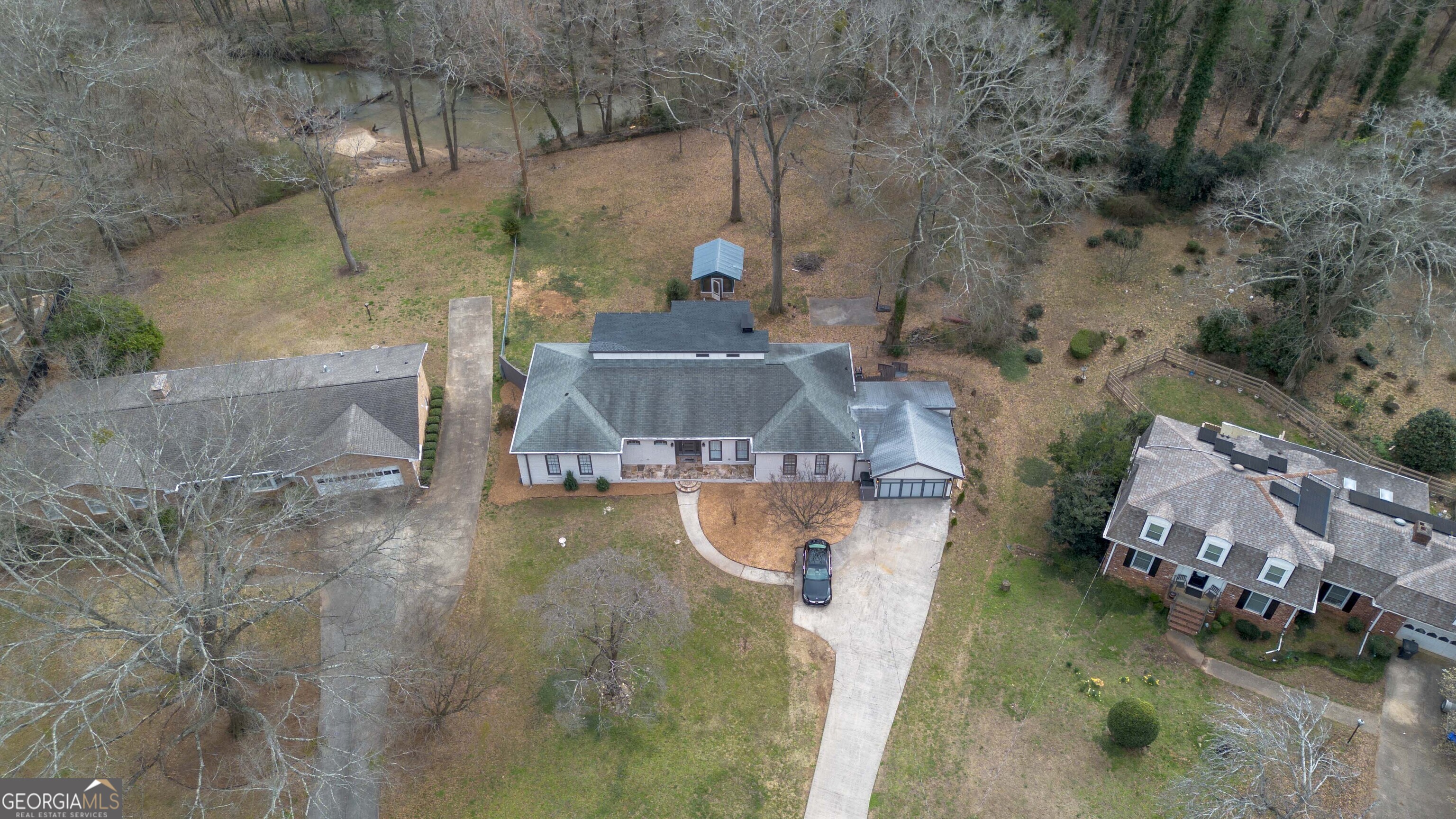 9785 La View Circle Roswell GA 30075