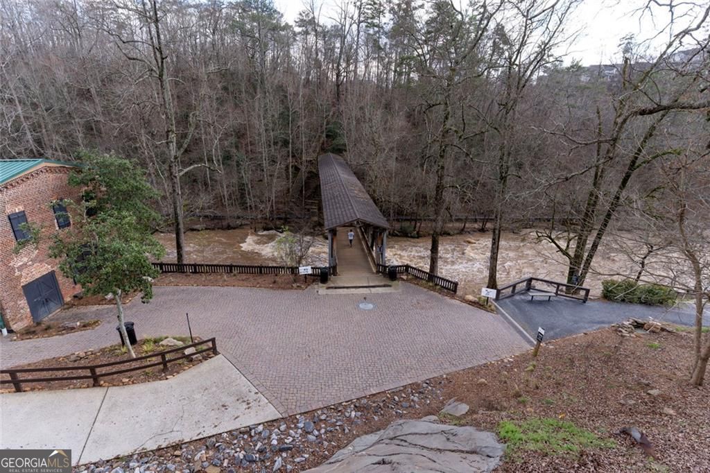 9785 La View Circle Roswell GA 30075