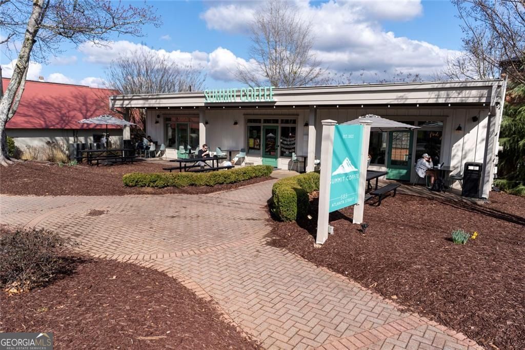 9785 La View Circle Roswell GA 30075