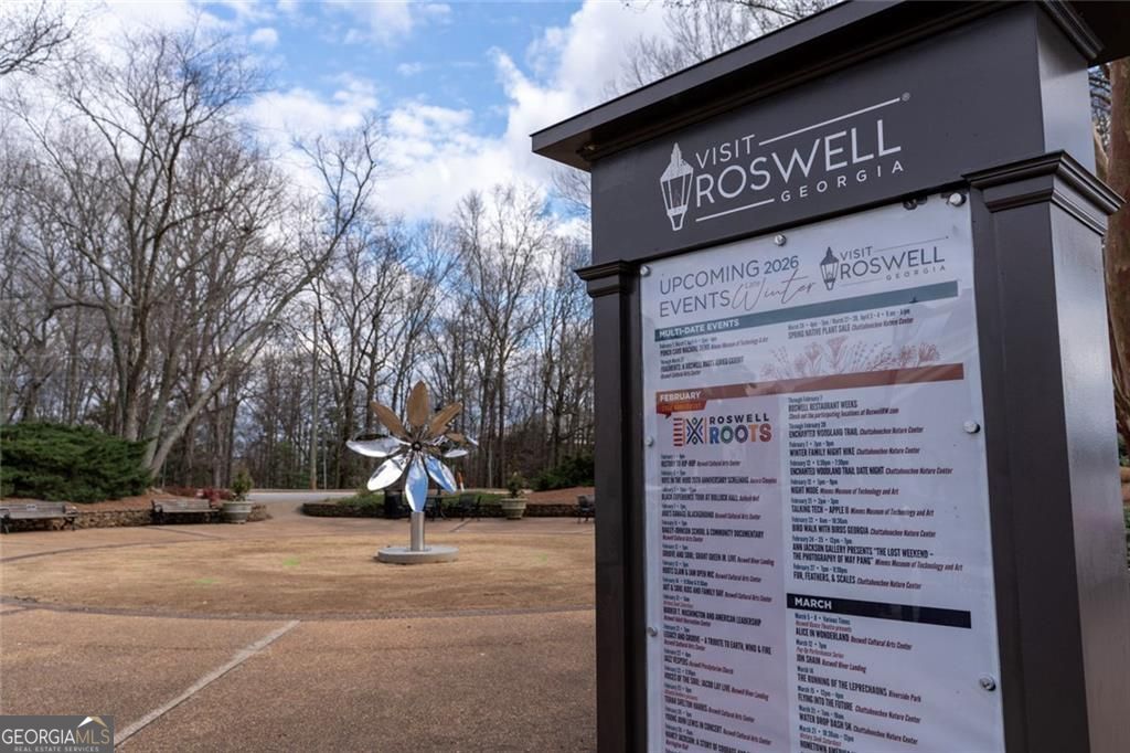 9785 La View Circle Roswell GA 30075
