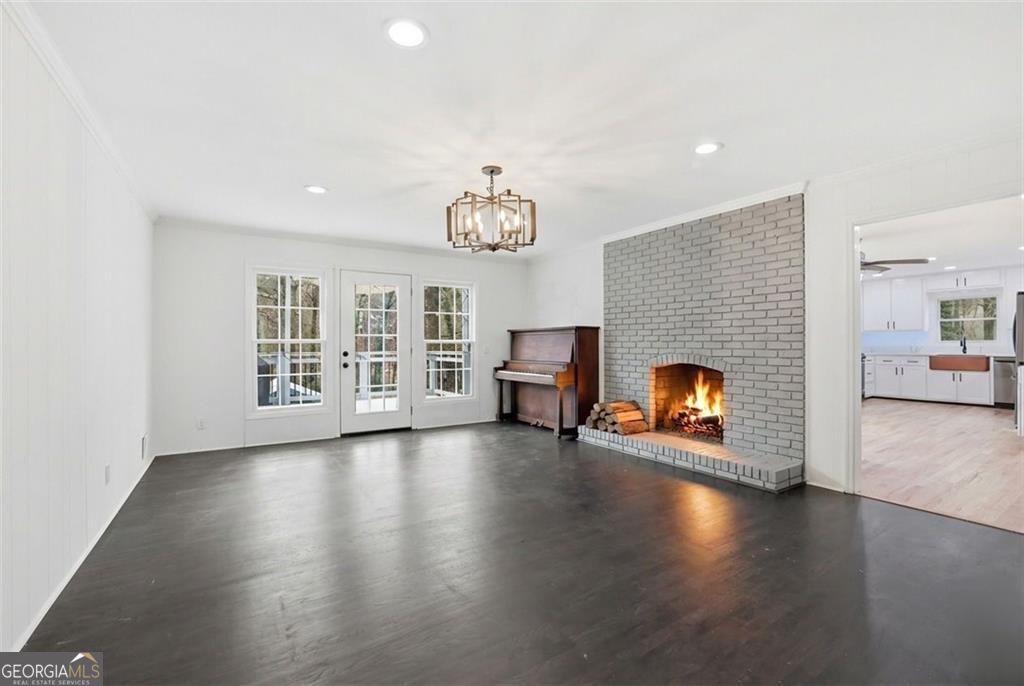 9785 La View Circle Roswell GA 30075
