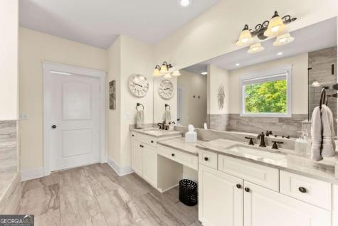 526 Orchard Drive Clarkesville GA 30523