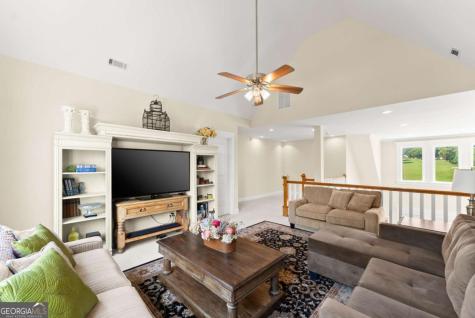 526 Orchard Drive Clarkesville GA 30523