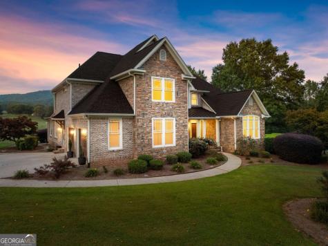526 Orchard Drive Clarkesville GA 30523