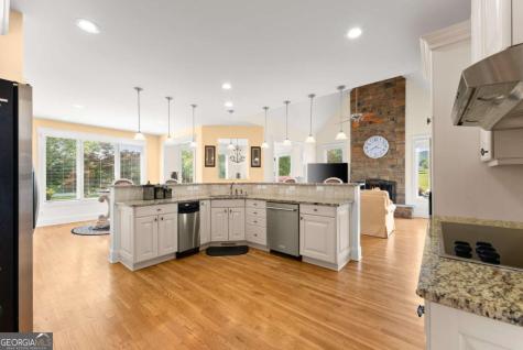 526 Orchard Drive Clarkesville GA 30523