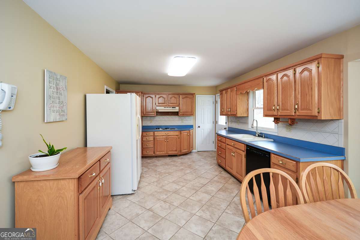 883 Tilley Road Talking Rock GA 30175