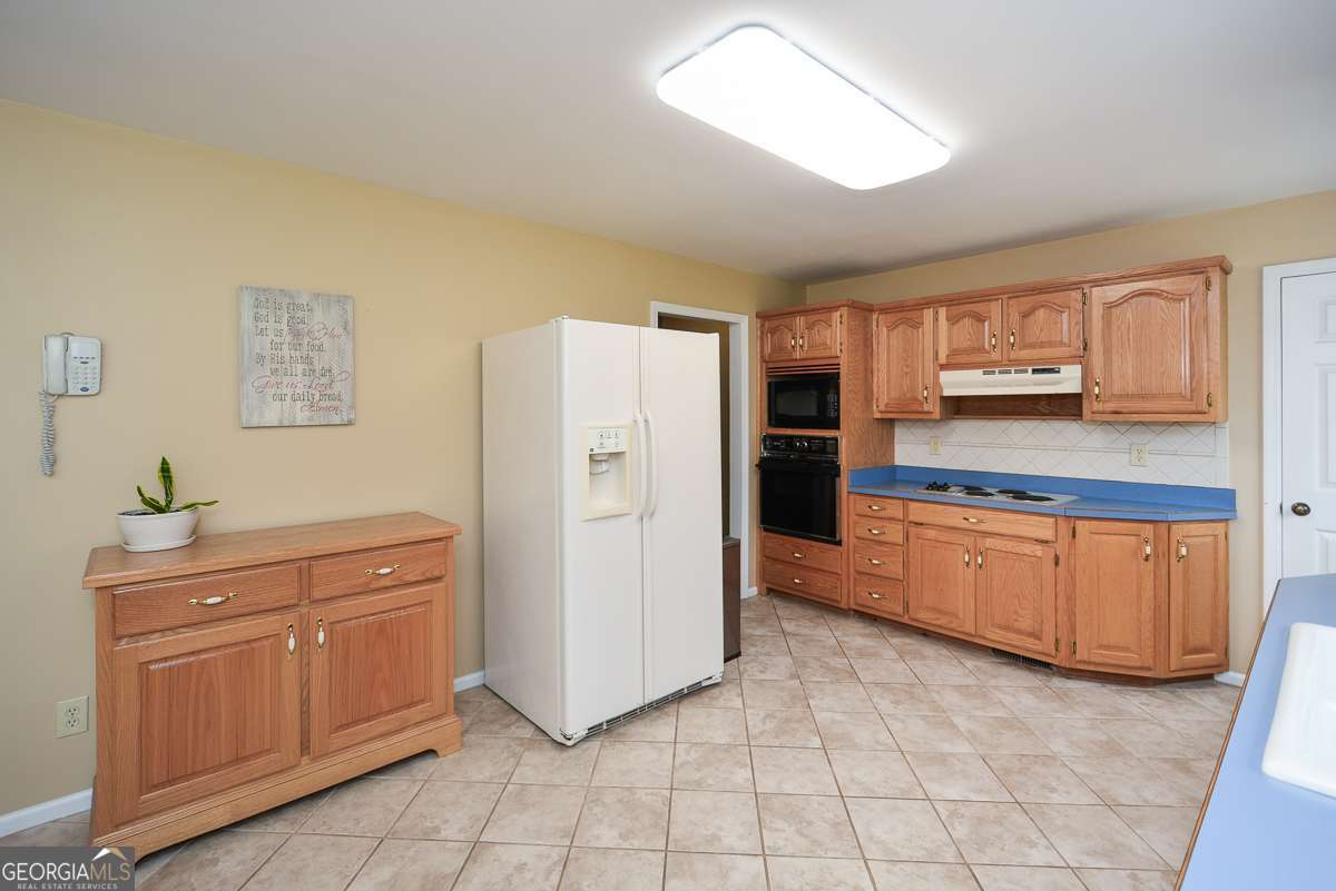 883 Tilley Road Talking Rock GA 30175