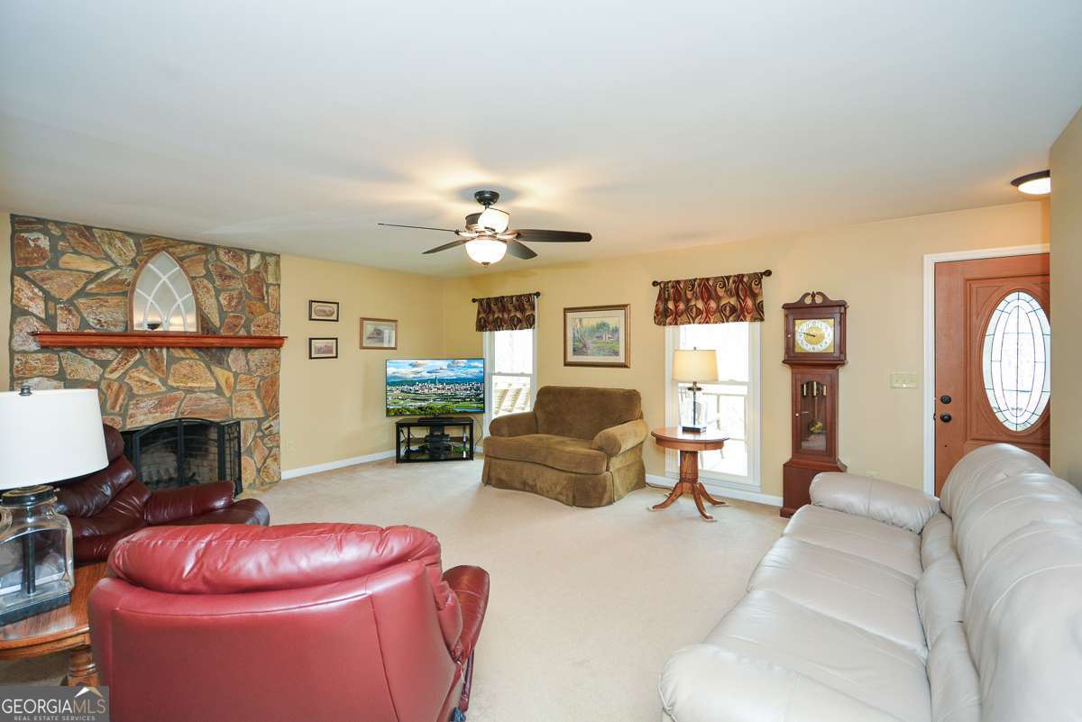 883 Tilley Road Talking Rock GA 30175