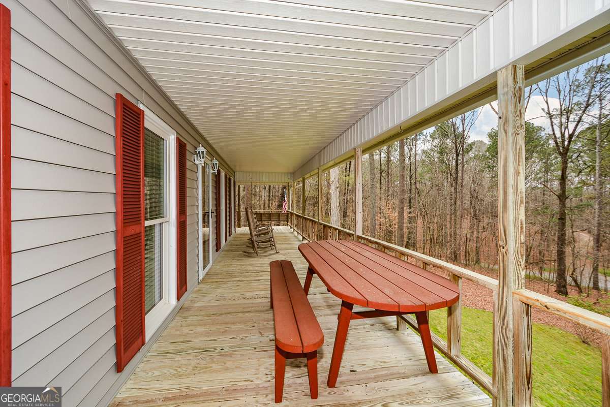 883 Tilley Road Talking Rock GA 30175