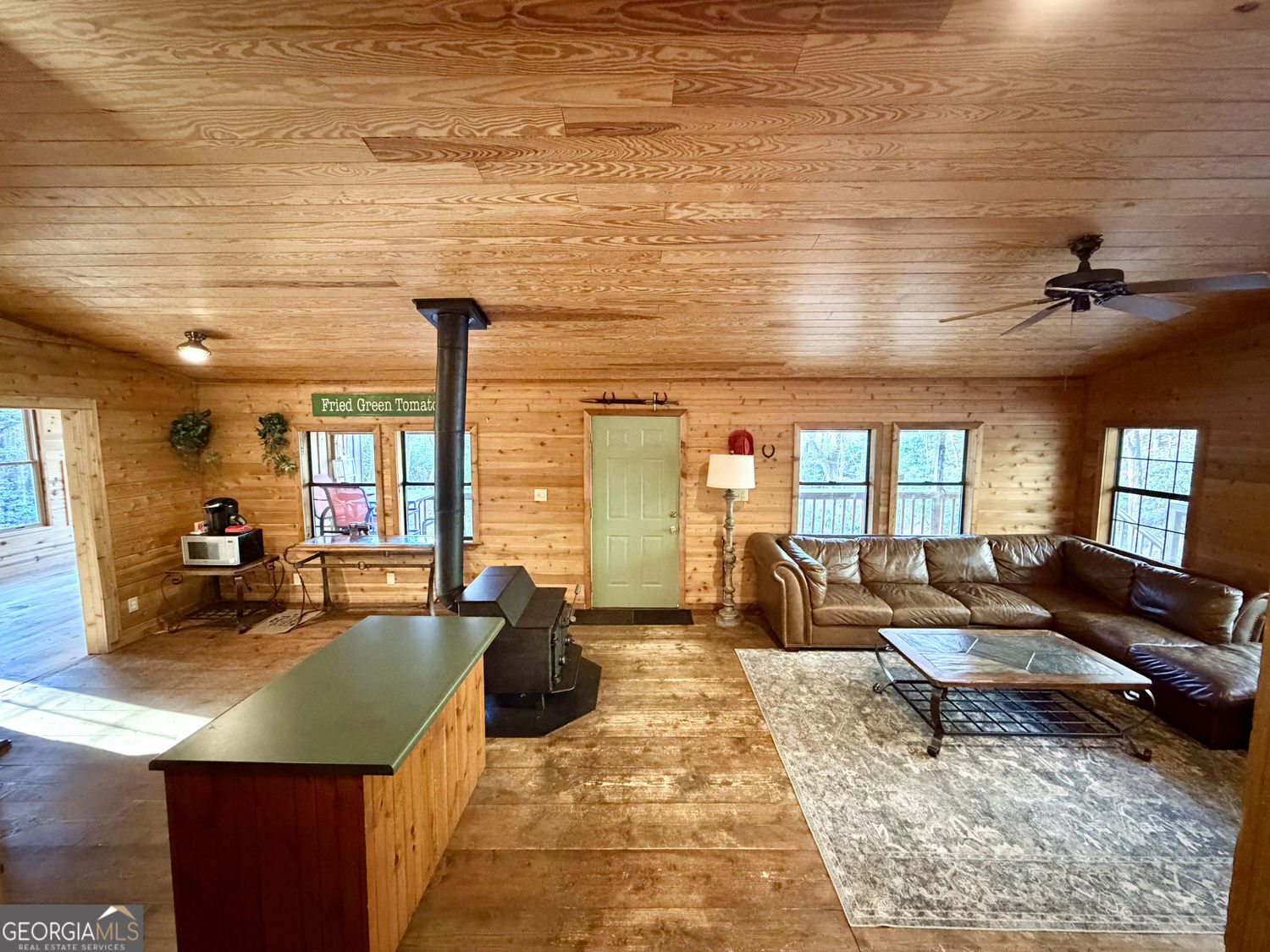 881 Mule Branch Road Helen GA 30545