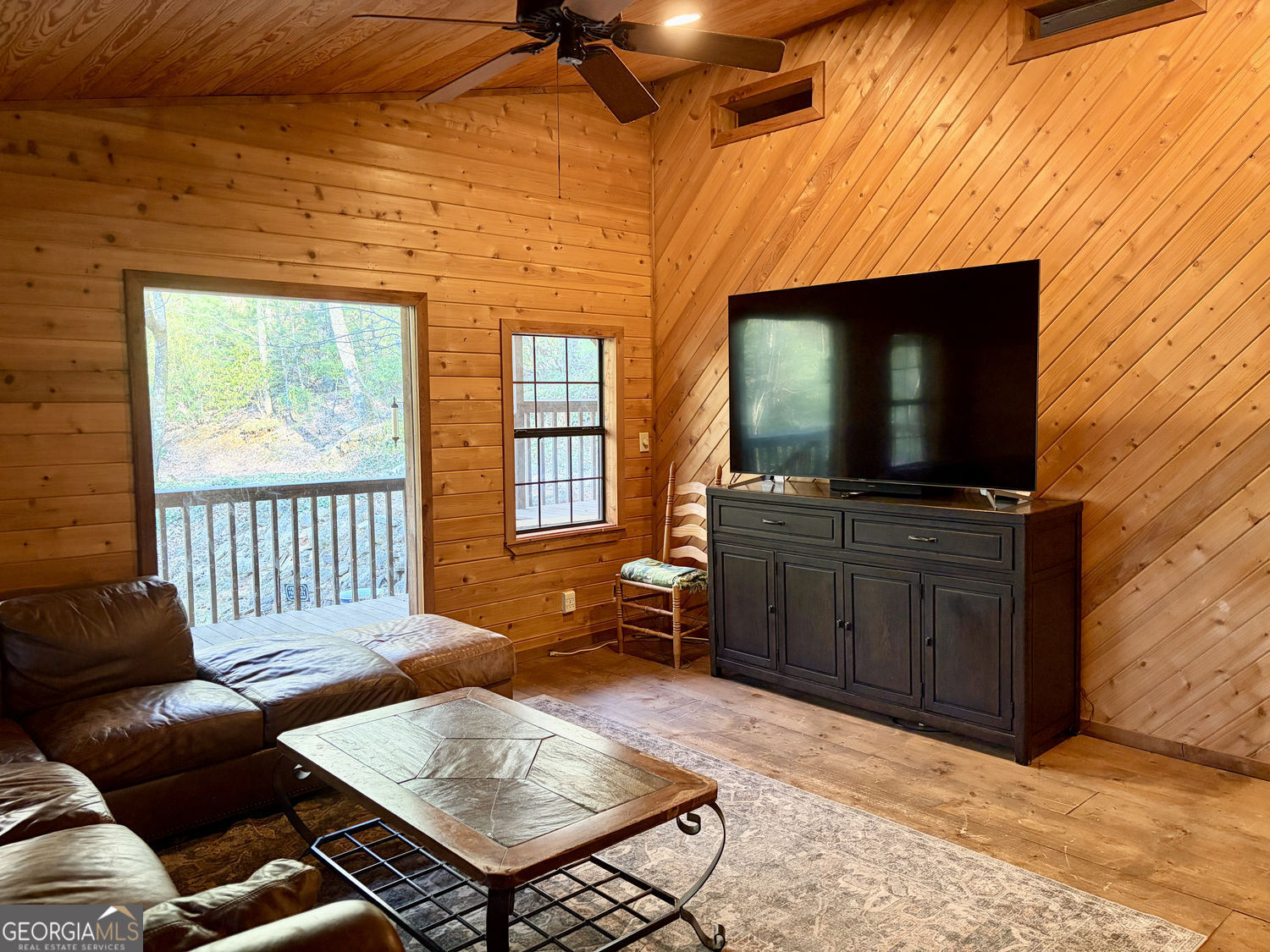 881 Mule Branch Road Helen GA 30545