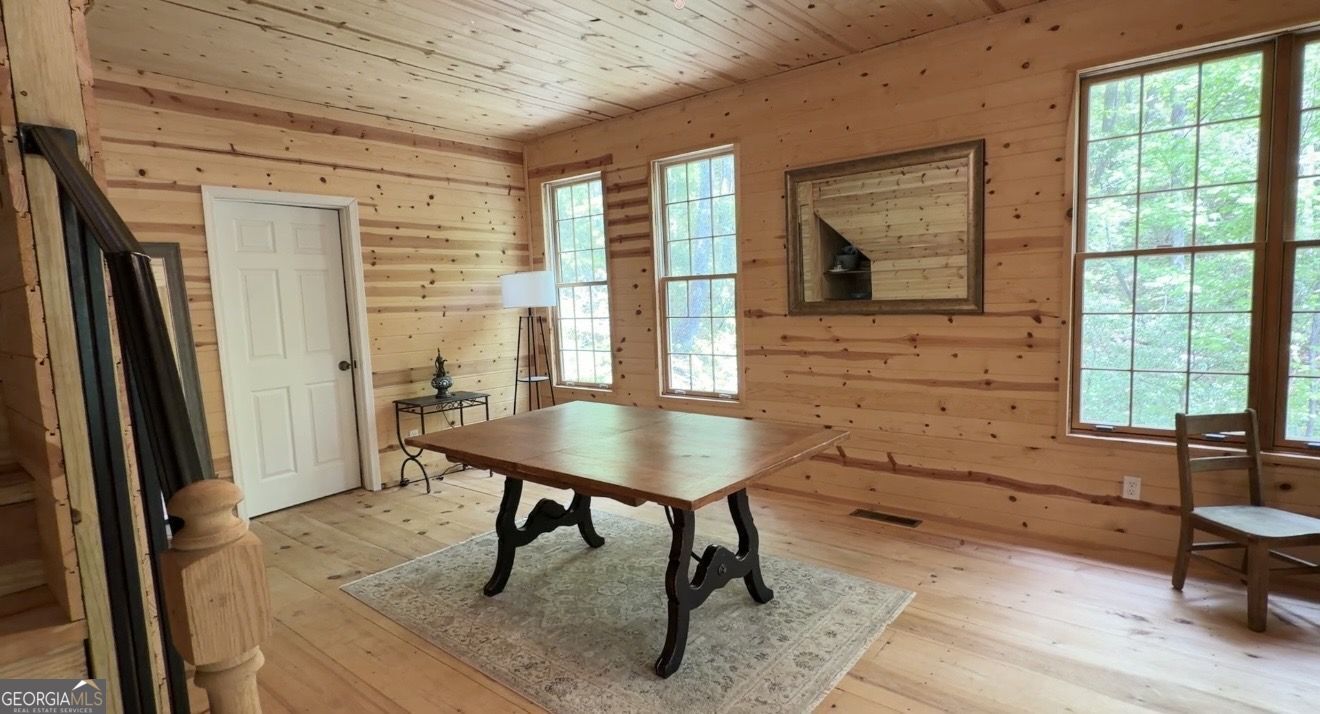 881 Mule Branch Road Helen GA 30545