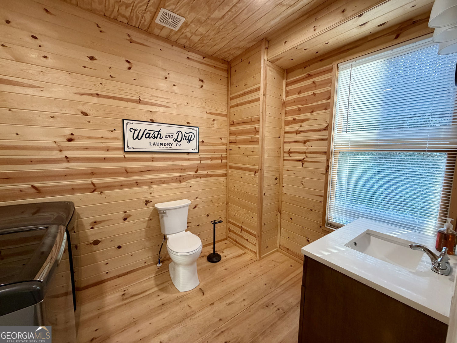 881 Mule Branch Road Helen GA 30545