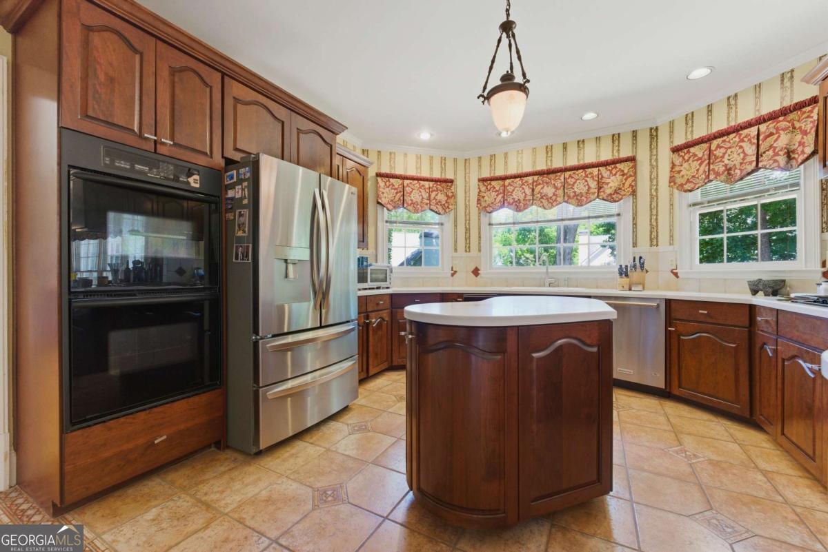 12 Vickwood Court Marietta GA 30068