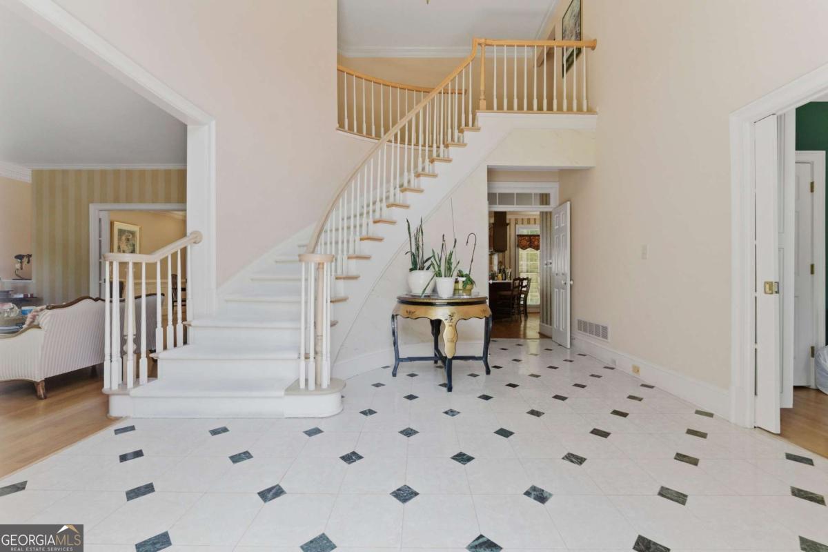 12 Vickwood Court Marietta GA 30068