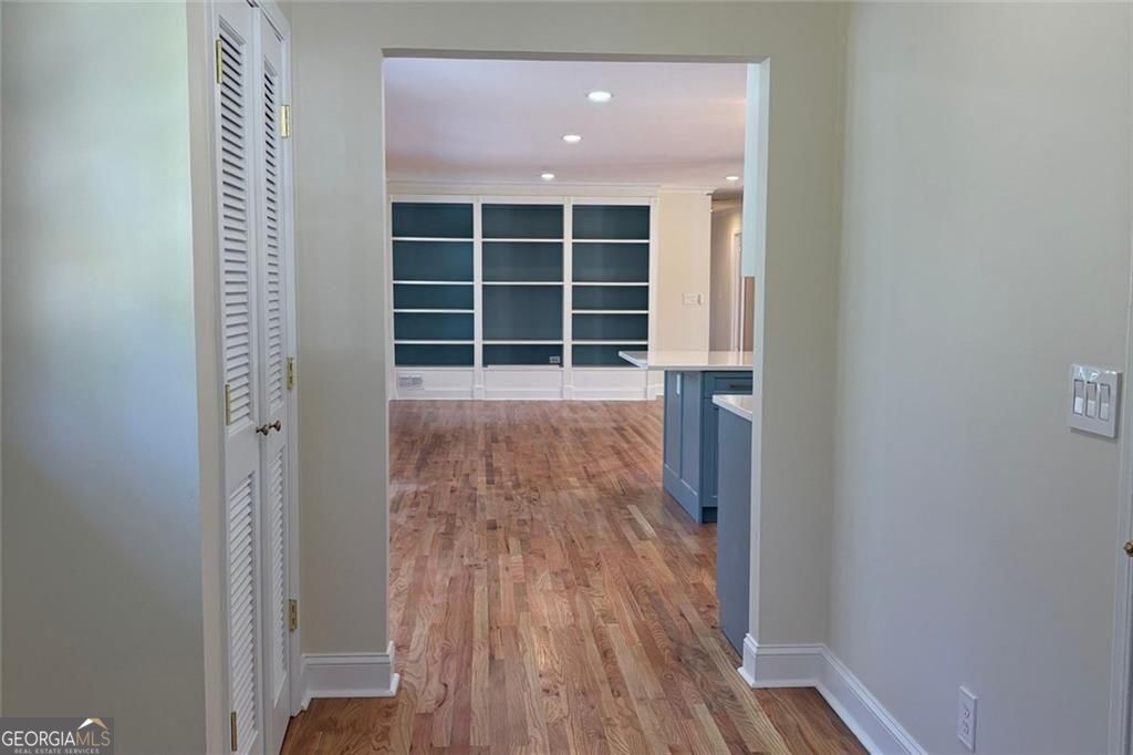 301 E Valley Drive Marietta GA 30068