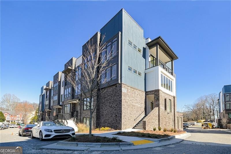 1050 Stacks Avenue SE Atlanta GA 30315