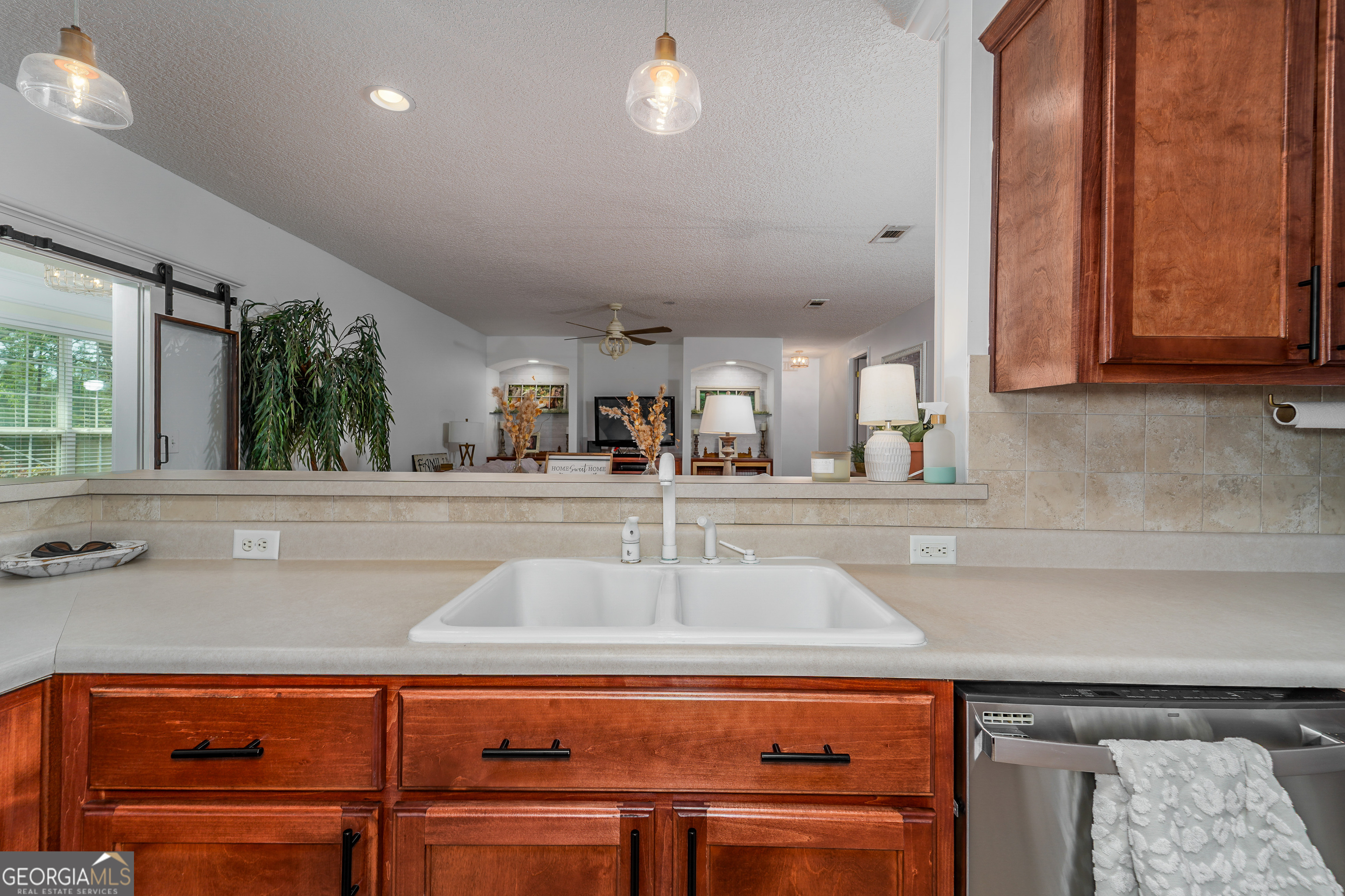 5512 Newton Road Blackshear GA 31516