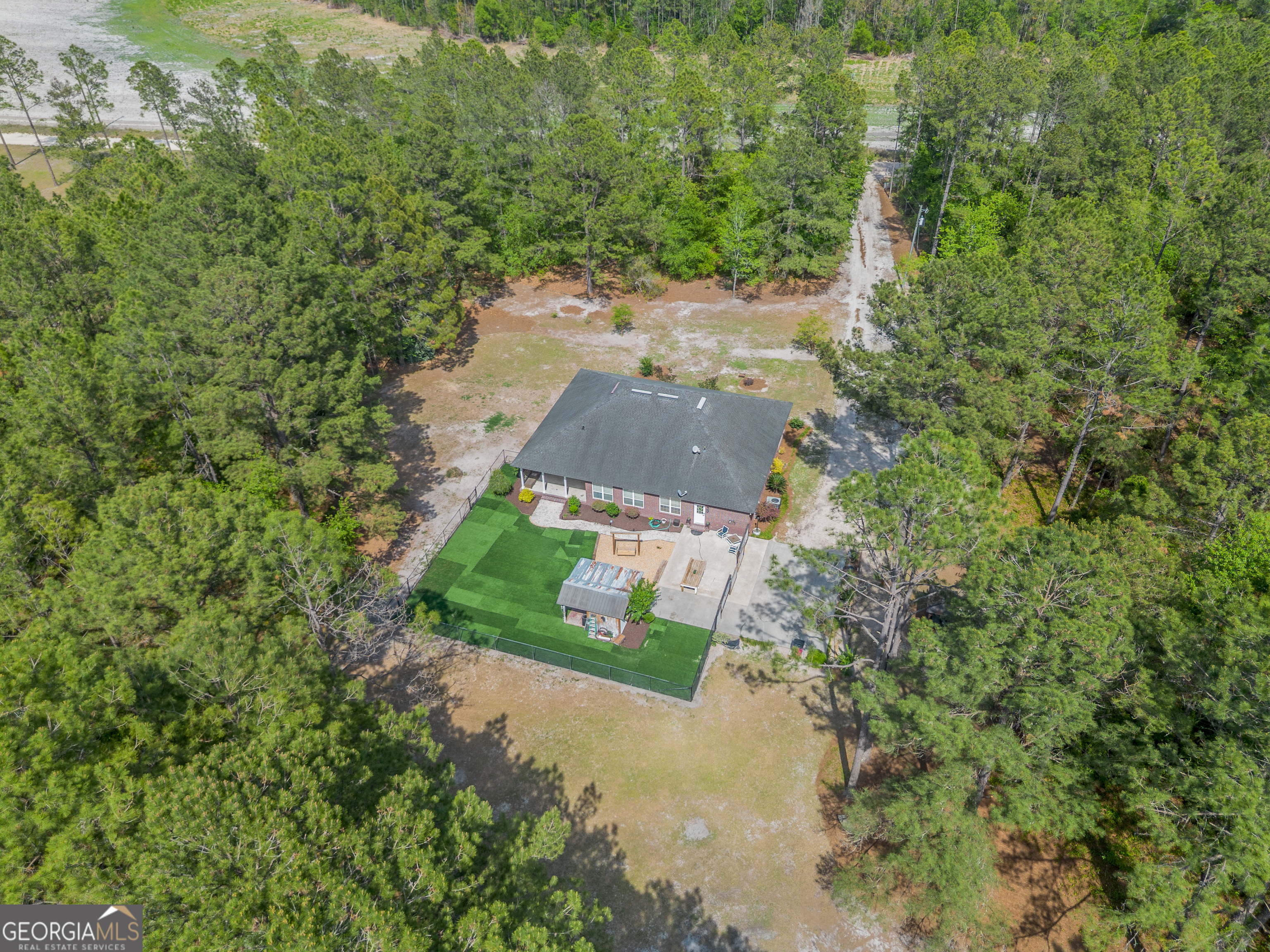 5512 Newton Road Blackshear GA 31516
