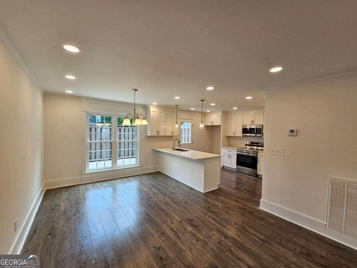 5 George Wythe Place NW Atlanta GA 30318