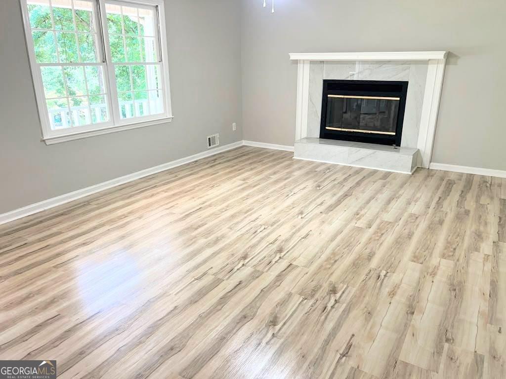 2513 New Mill Court Acworth GA 30102