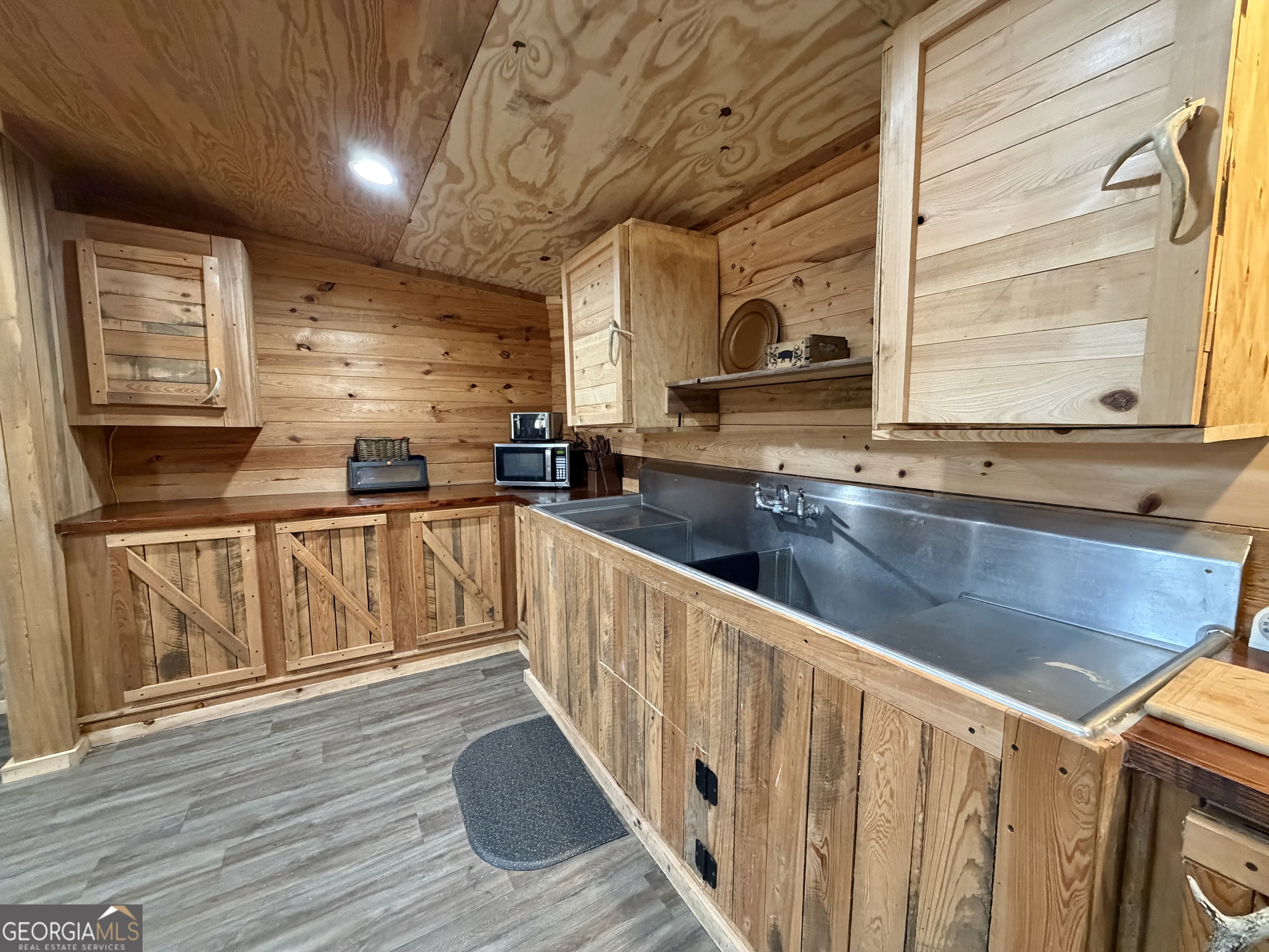 181 Stuckey Church Road Glenwood GA 30428