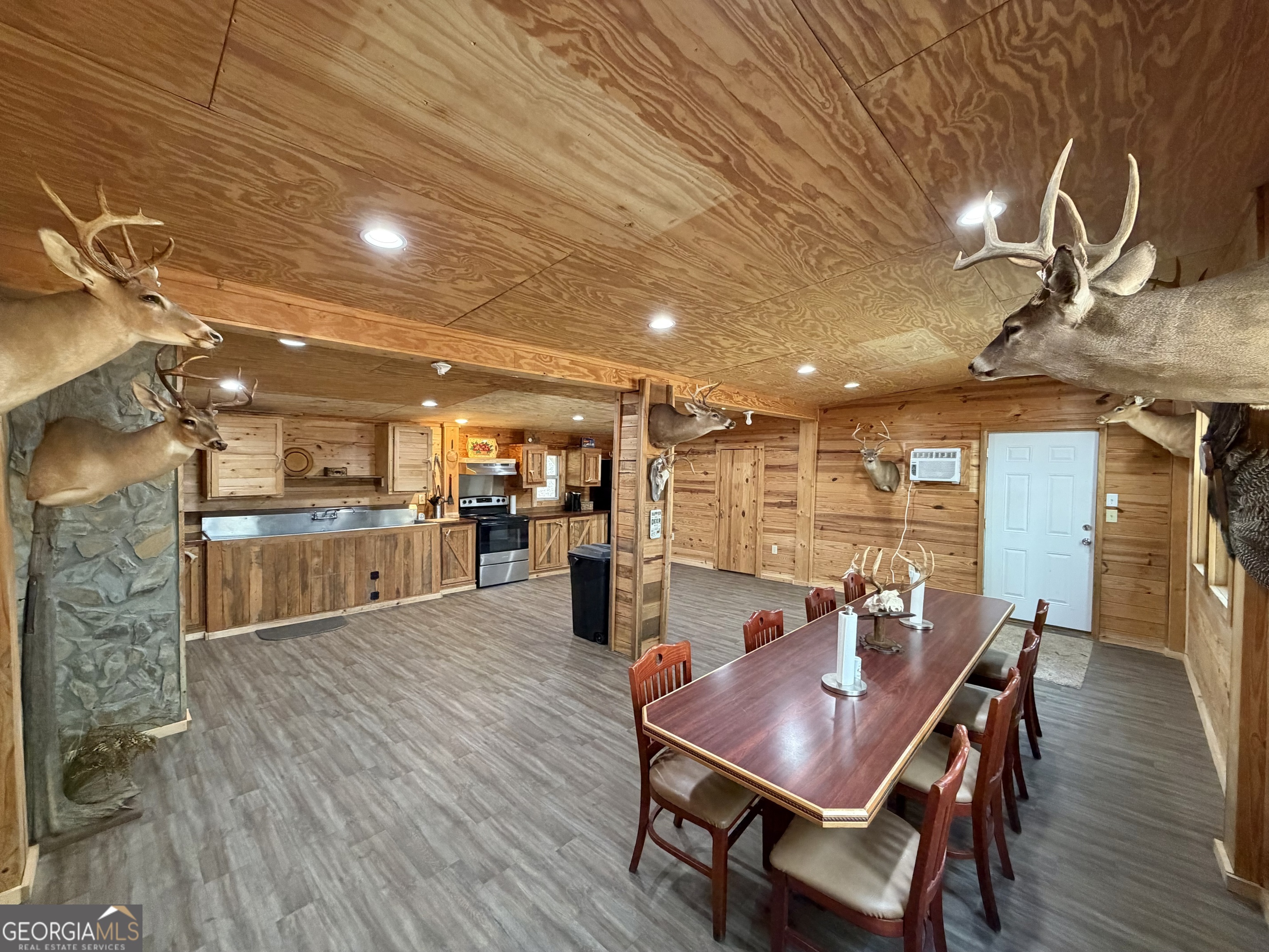181 Stuckey Church Road Glenwood GA 30428