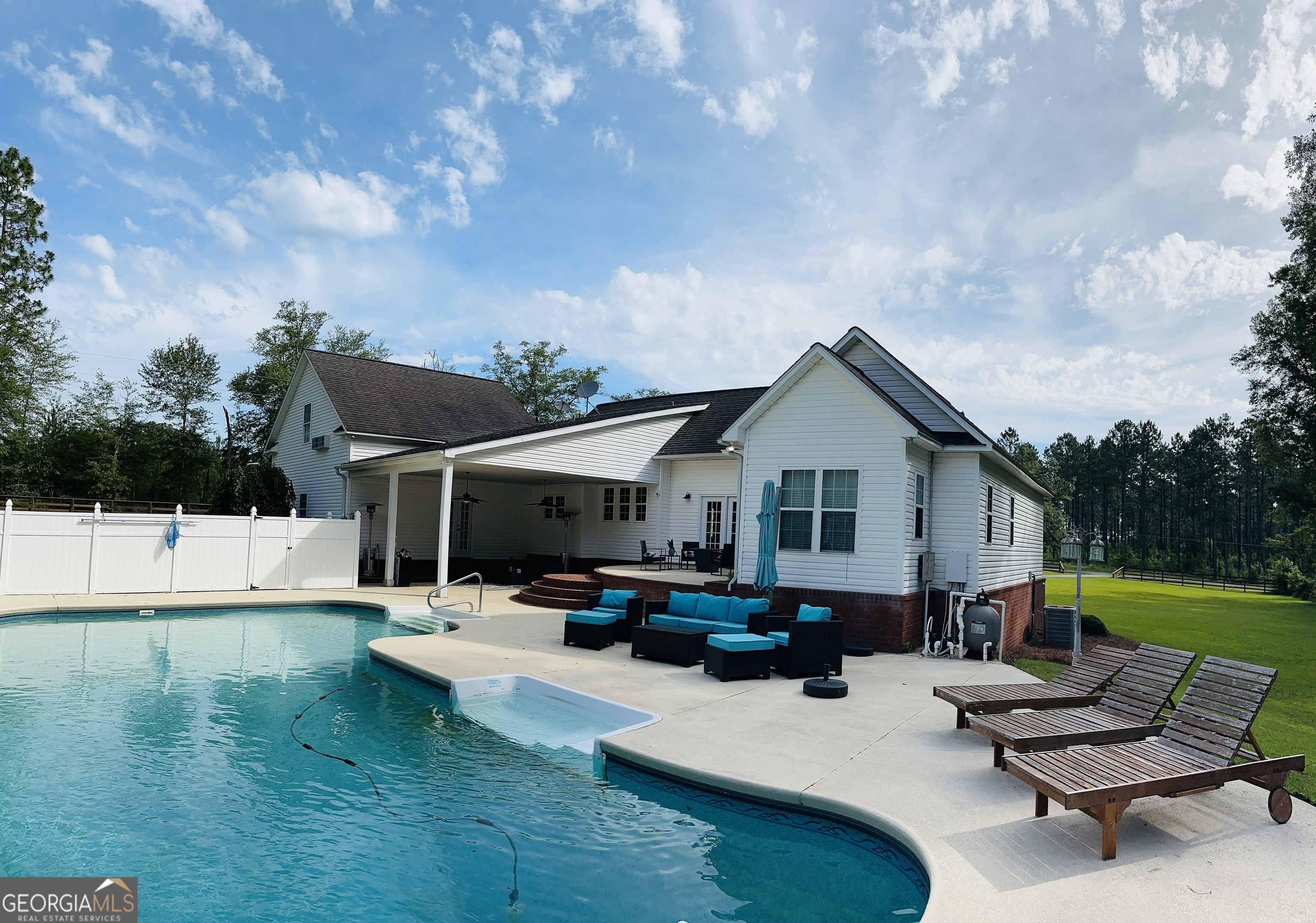 181 Stuckey Church Road Glenwood GA 30428