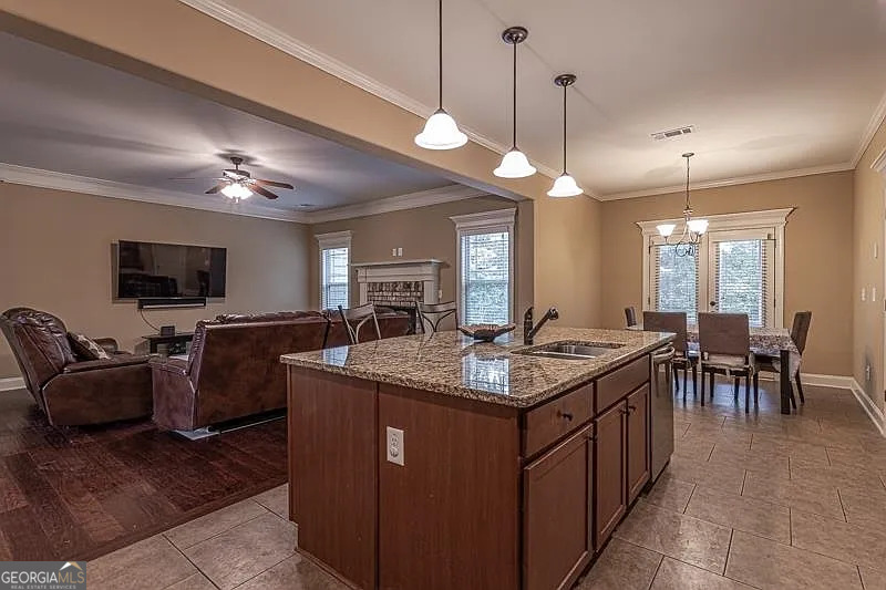 155 Chantilly Lane Fayetteville GA 30215