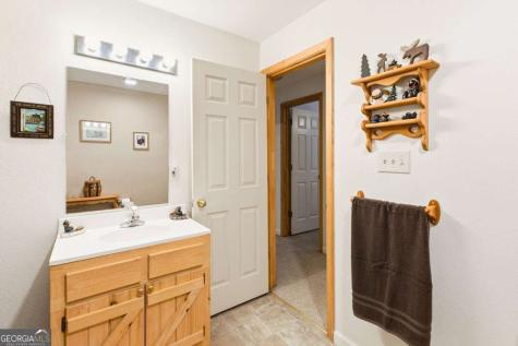 66 Fortenberry Road Young Harris GA 30582