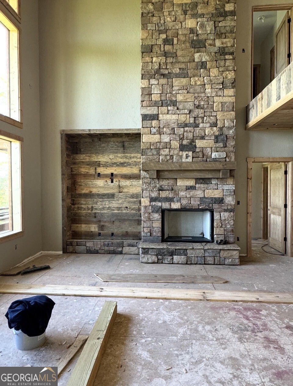 63 Granny Smith Lane Ellijay GA 30536