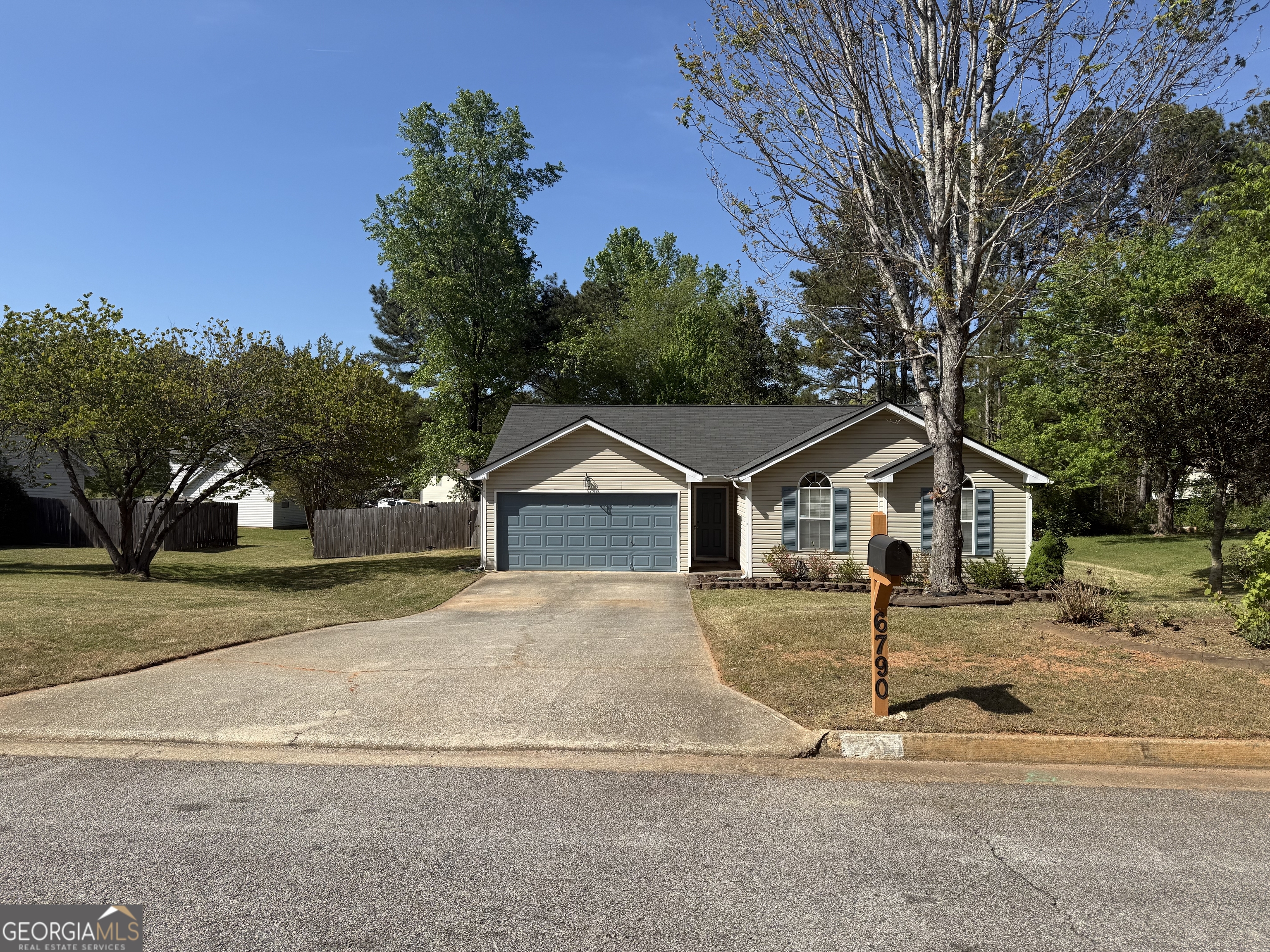 6790 Manor Creek Drive Douglasville GA 30135