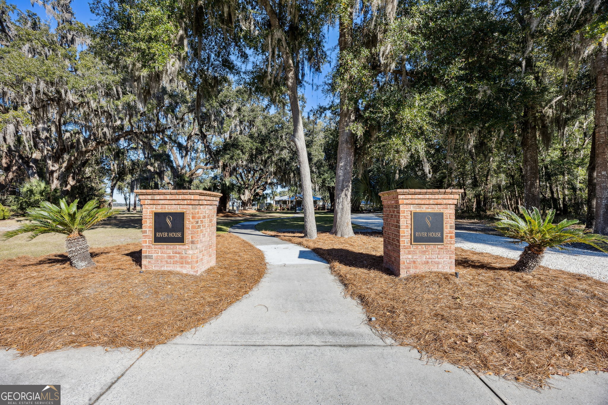 321 Harbour Island Circle Waverly GA 31565